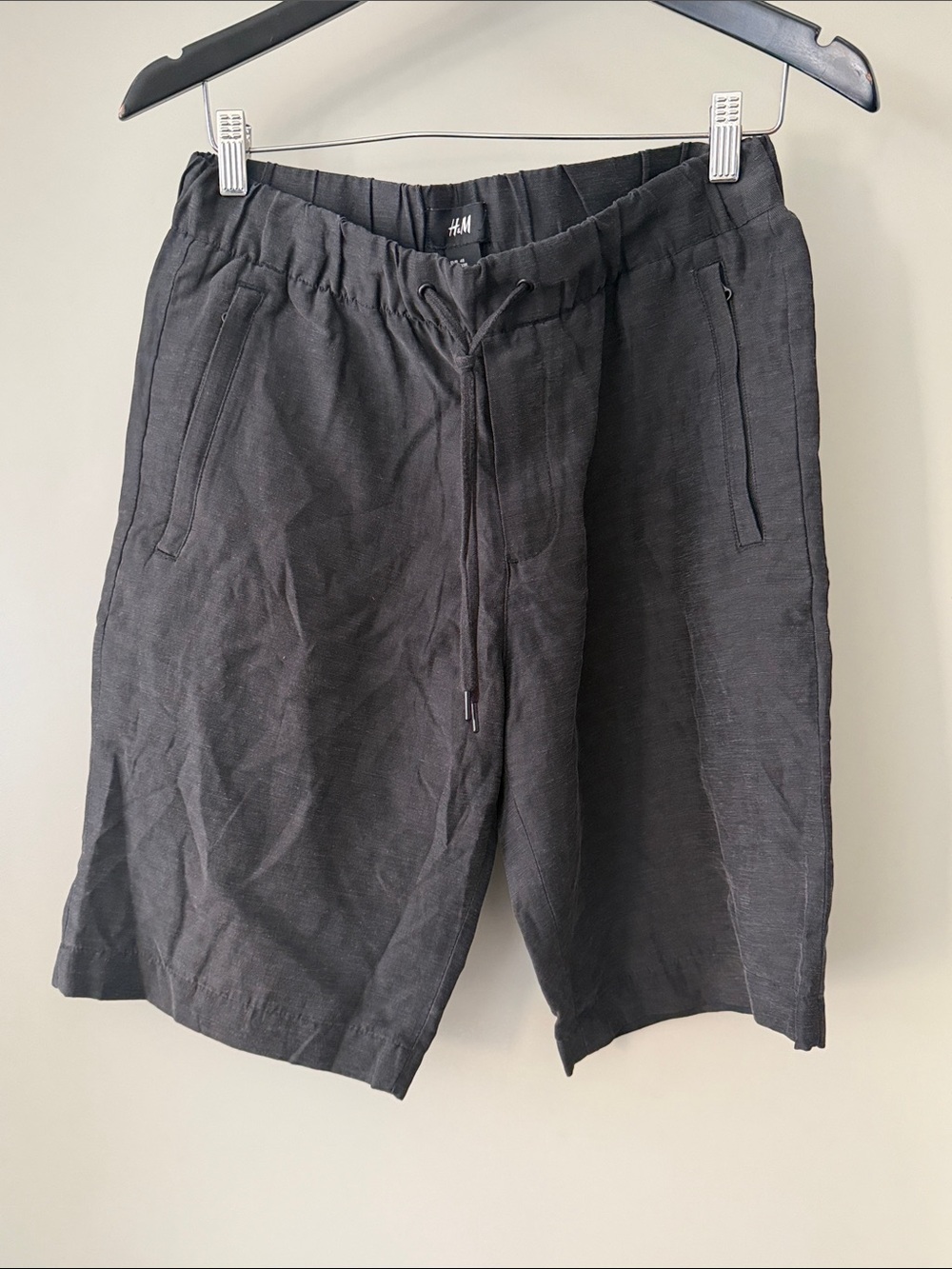 H&M Men's Black Drawstring Linen-Blend Hybrid Shorts